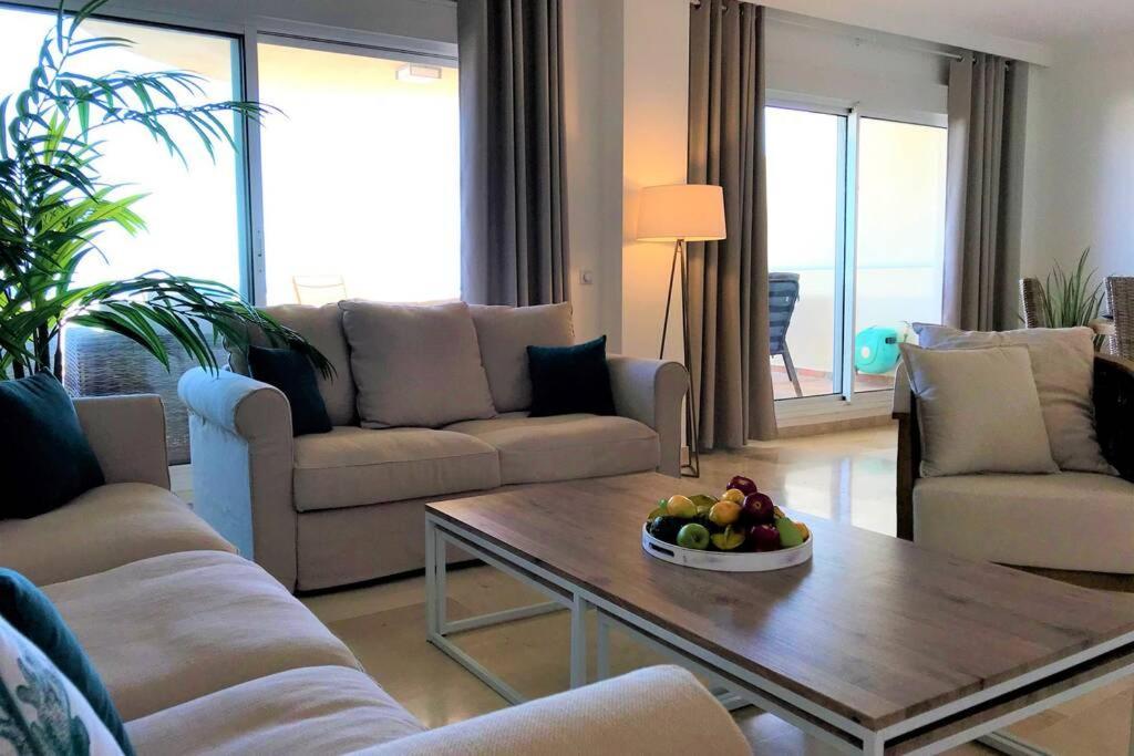 Penthouse Bermuda Beach 2 Estepona Exterior photo